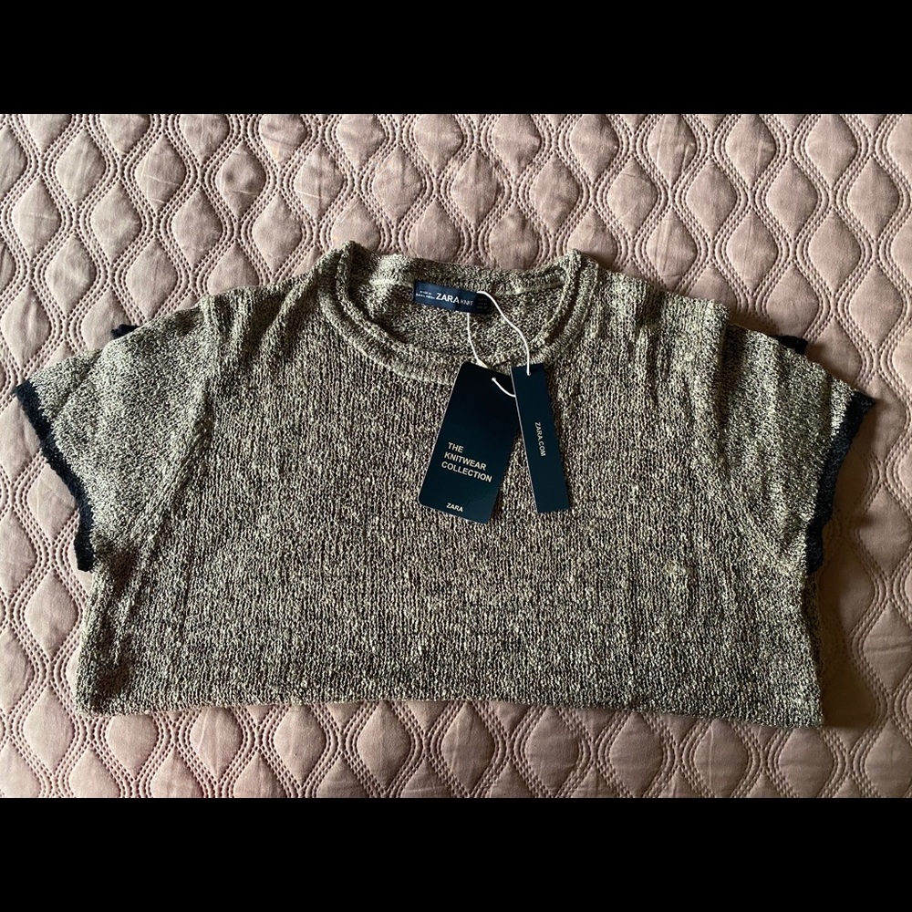 ZARA KNIT SHORTSLEEVED SWEATER BRAND NEW
